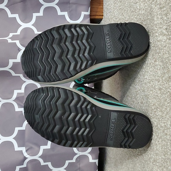 Sorel Youth Yoot Pac Boots Grey and Teal - Size 4 - Picture 3 of 5